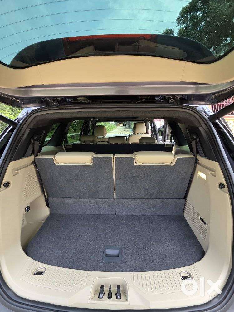 Ford Endeavour 3.2 Titanium Plus 4x4 At, 2016, Diesel