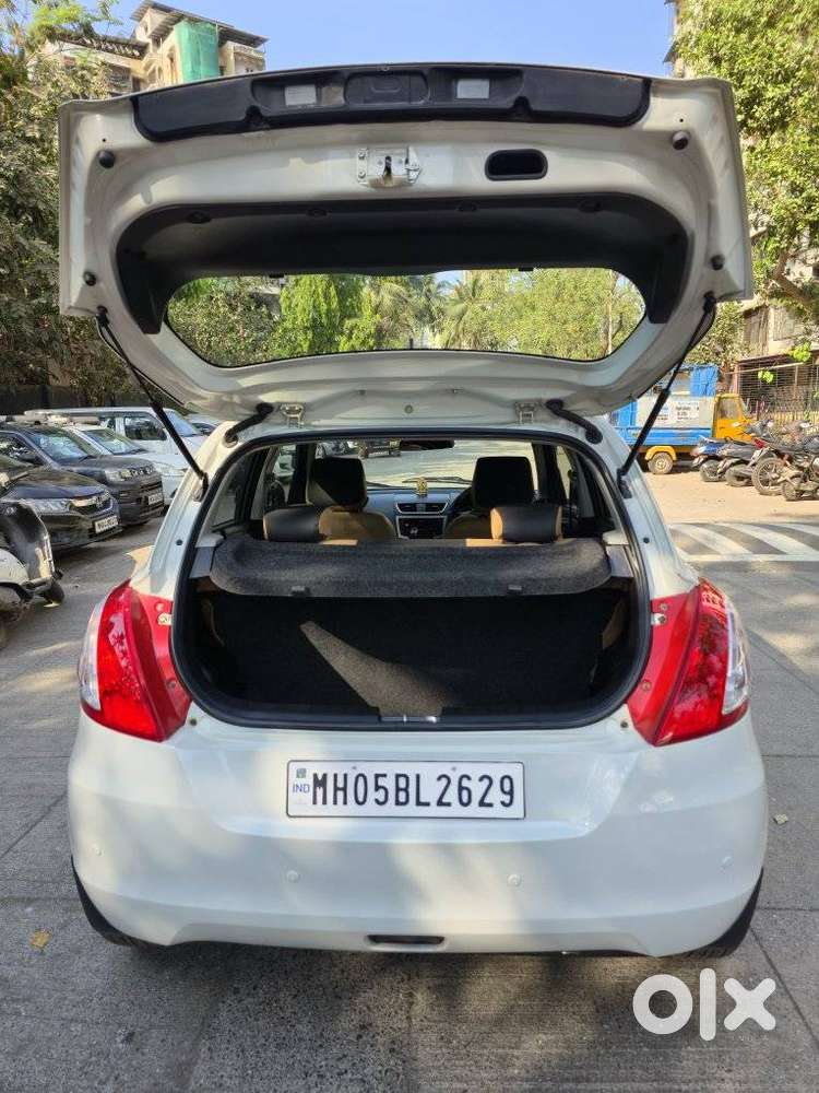 Maruti Suzuki Swift Vxi + Manual, 2012, Petrol