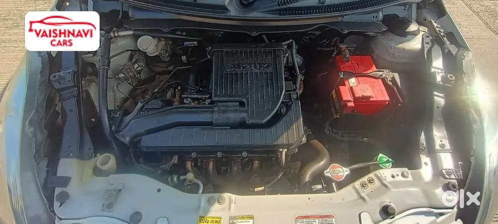 Maruti Suzuki Dzire 1.2 Vxi Amt, 2016, Petrol