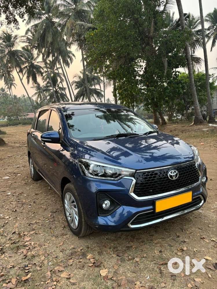 Toyota Rumion Petrol / Cng 80000 Km Driven