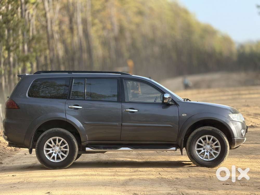 Mitsubishi Pajero Sport 2.5 Manual, 2014, Diesel