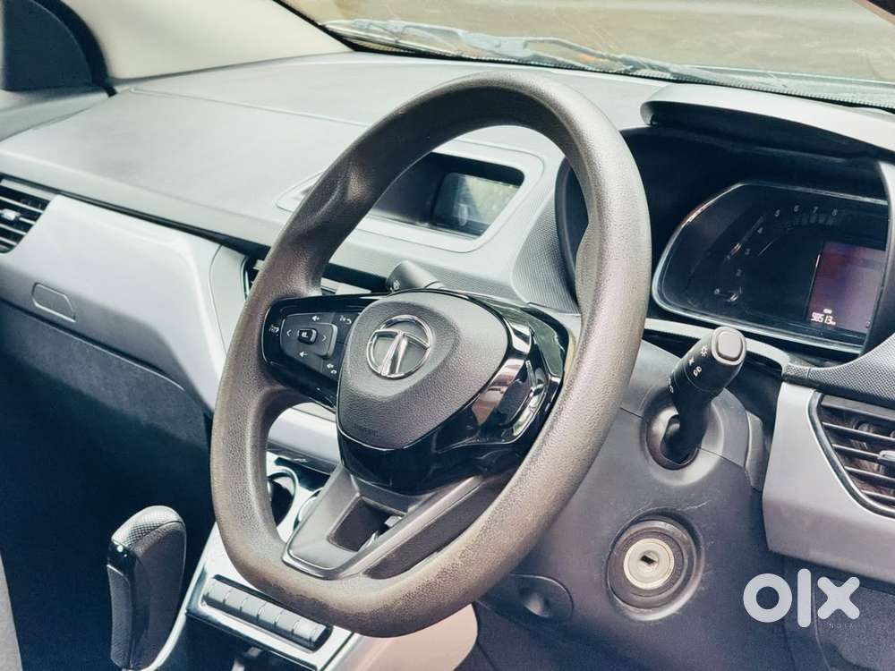 Tata Nexon 1.2 Revotron Xma Amt (s), 2022, Diesel