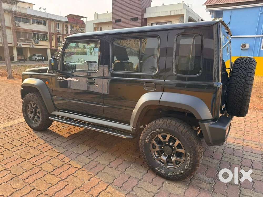 Jimny Mt 2023  18000km Driven