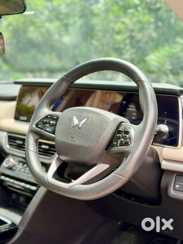Mahindra Xuv700, 2025, Diesel