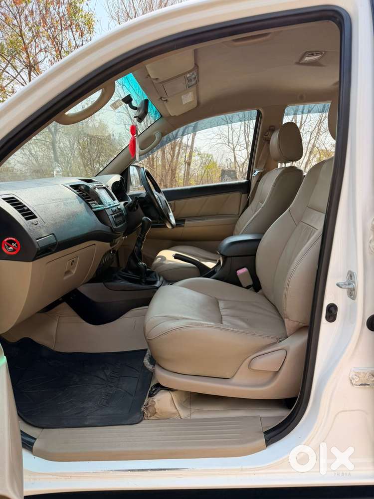 Toyota Fortuner 2011-2016 4x4 Mt, 2014, Diesel