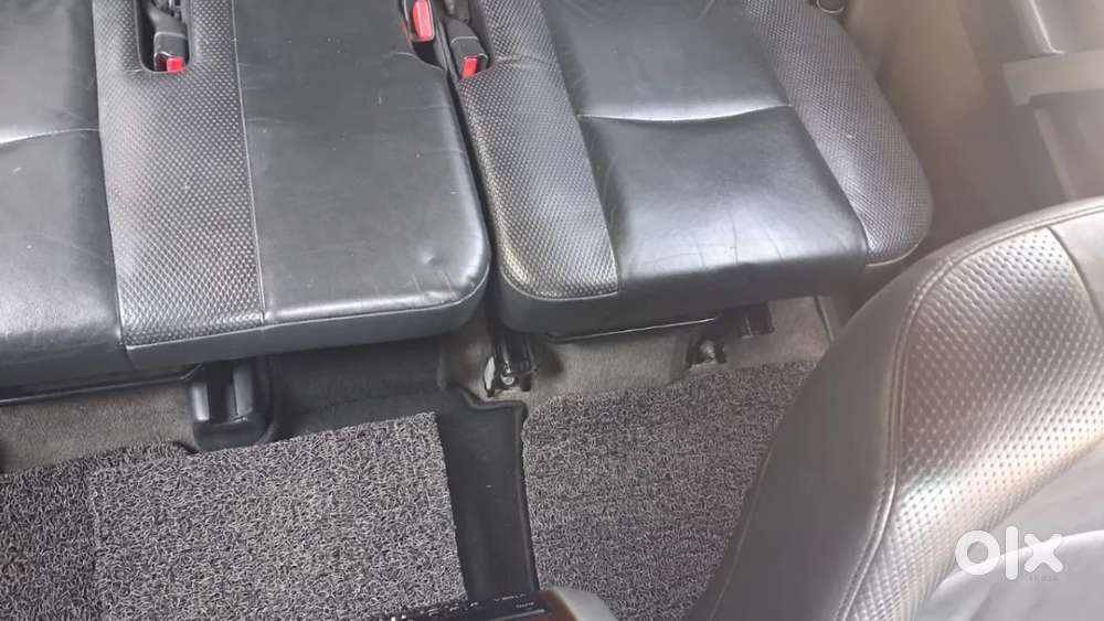 Toyota Land Cruiser Prado Vx L, 2011, Diesel
