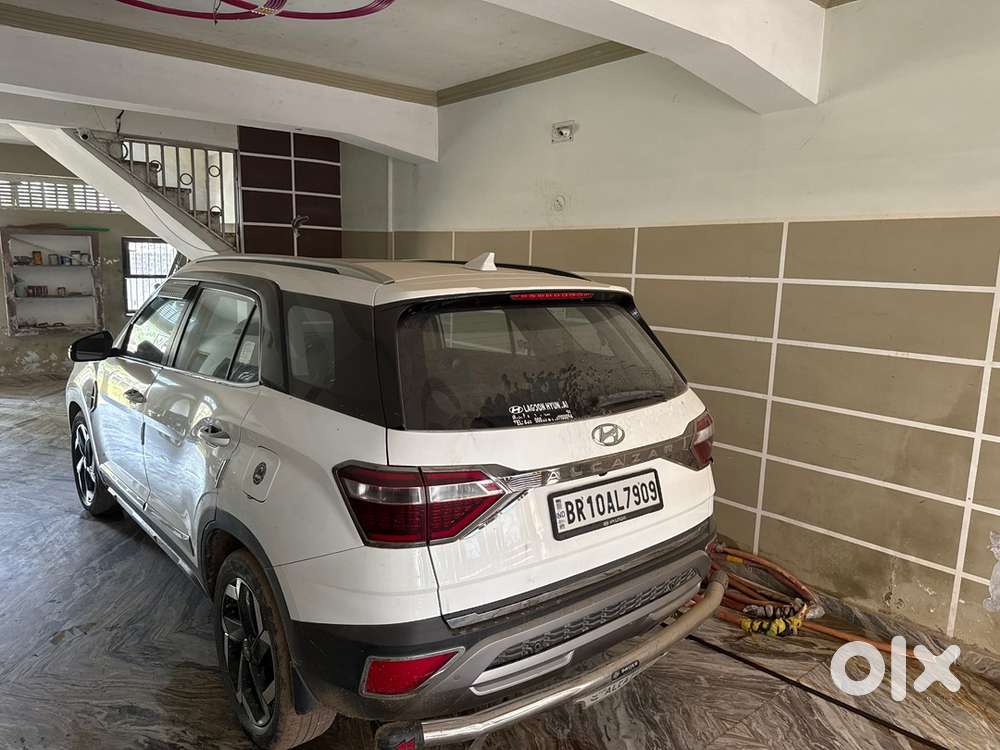 Hyundai Alcazar 2023 Diesel Well Maintained