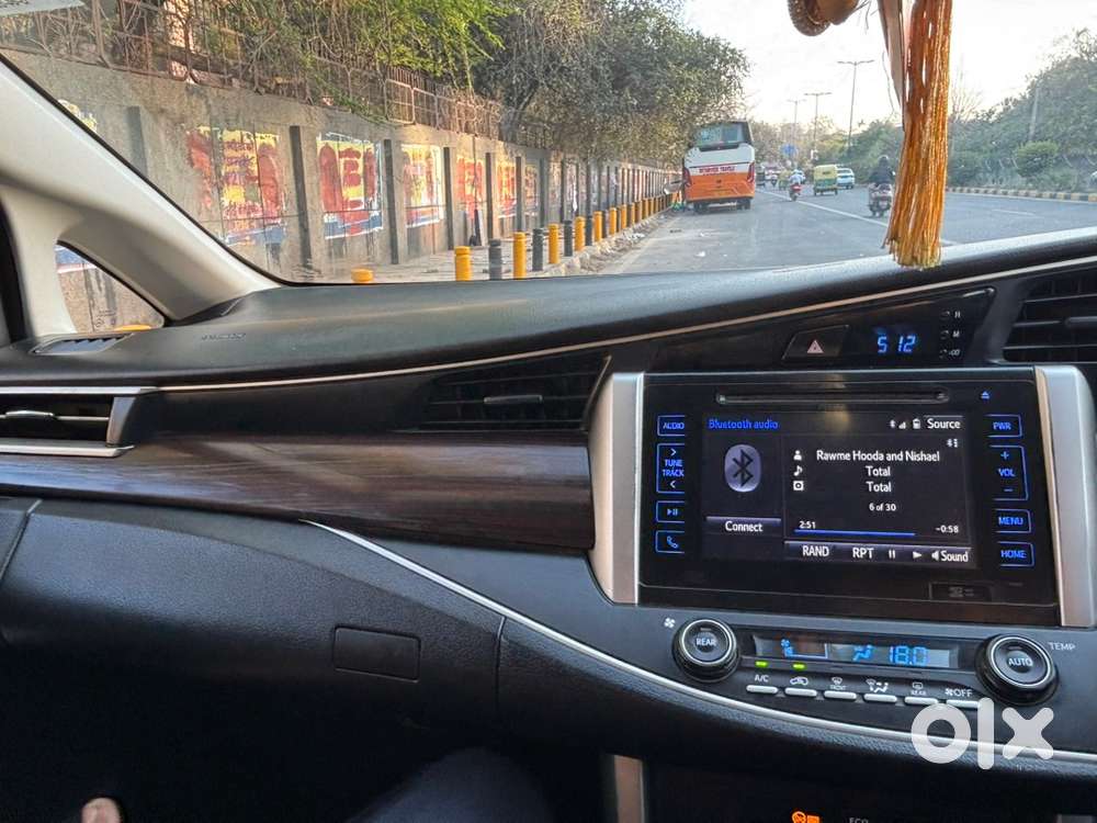 Toyota Innova Crysta