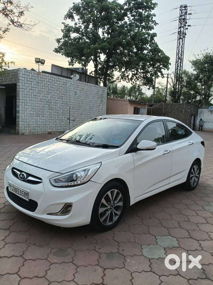 Hyundai Verna 1.6 Sx (o) Crdi At, 2014, Diesel