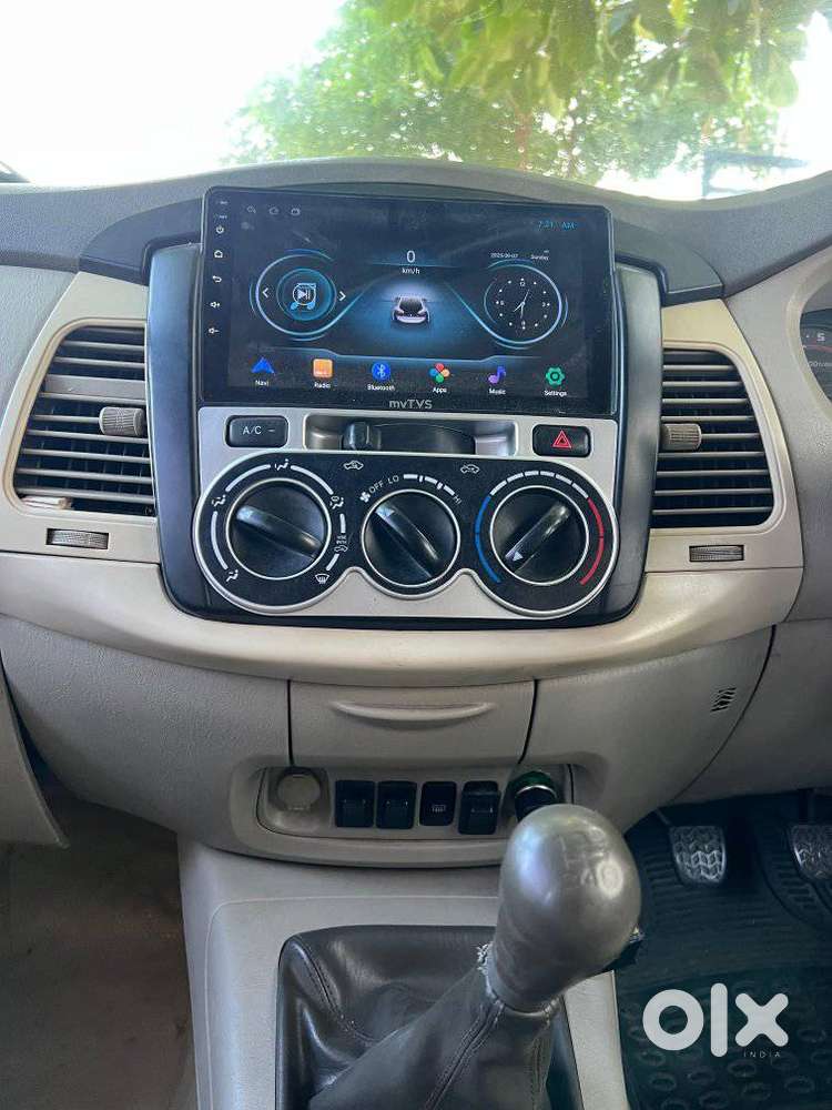 Toyota Innova 2.5 G (diesel) 8 Seater, 2010, Diesel