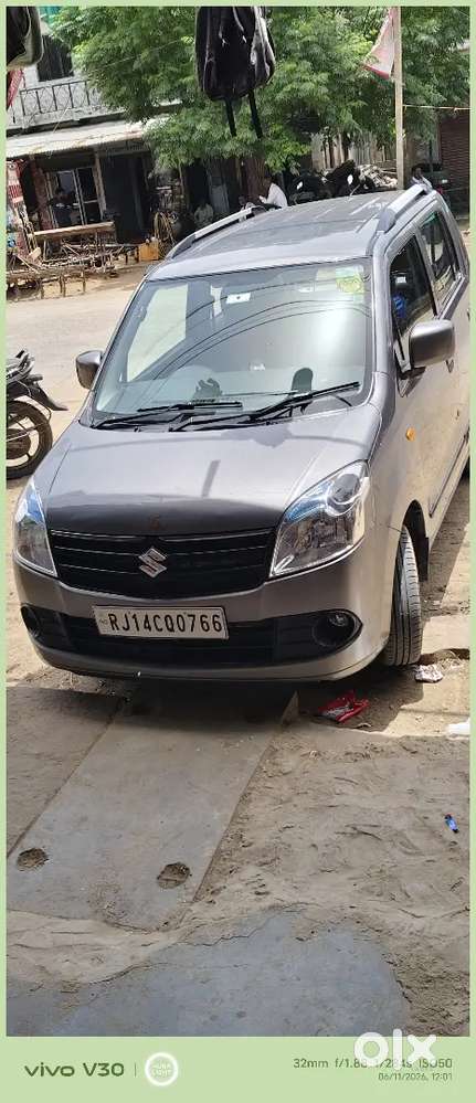 33000 चली हुई है गाड़ी में कोई कमी नहीं है