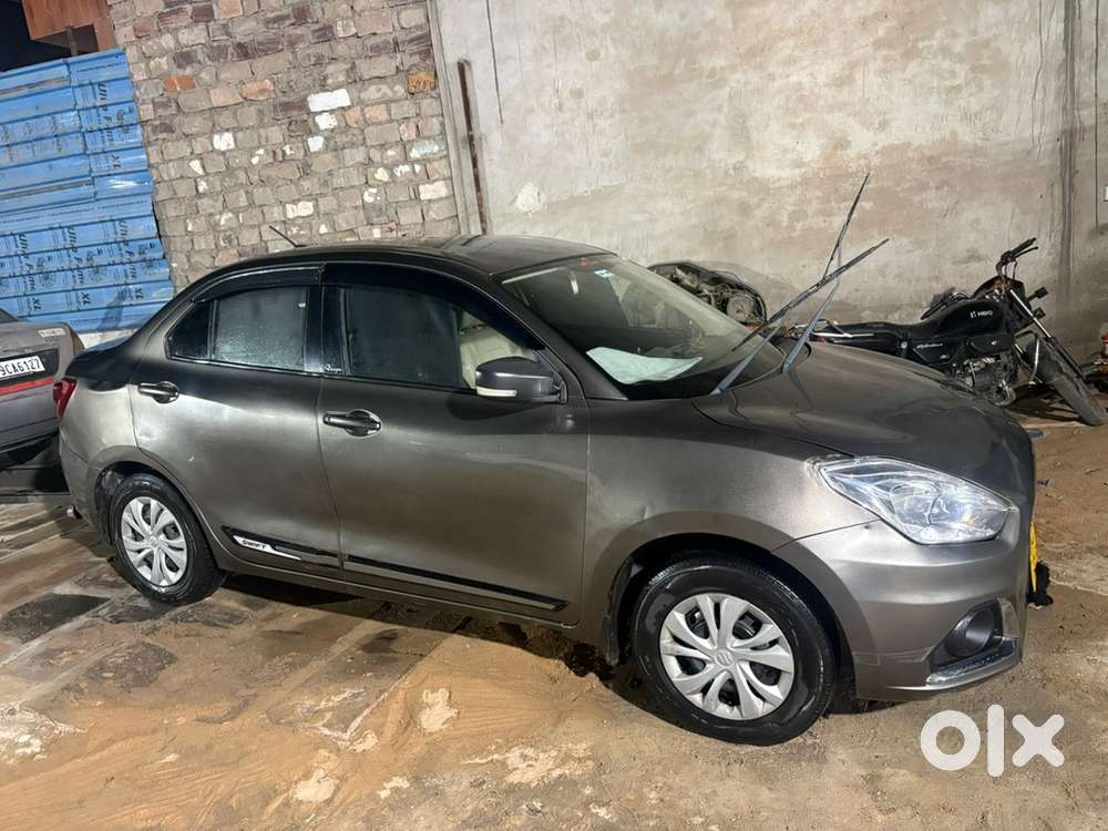 Maruti Suzuki Dzire 2017 Petrol 250000 Km Driven