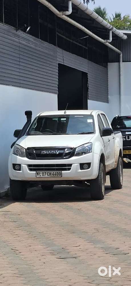 Isuzu D-max V-cross 2016 Diesel 148000 Km Driven