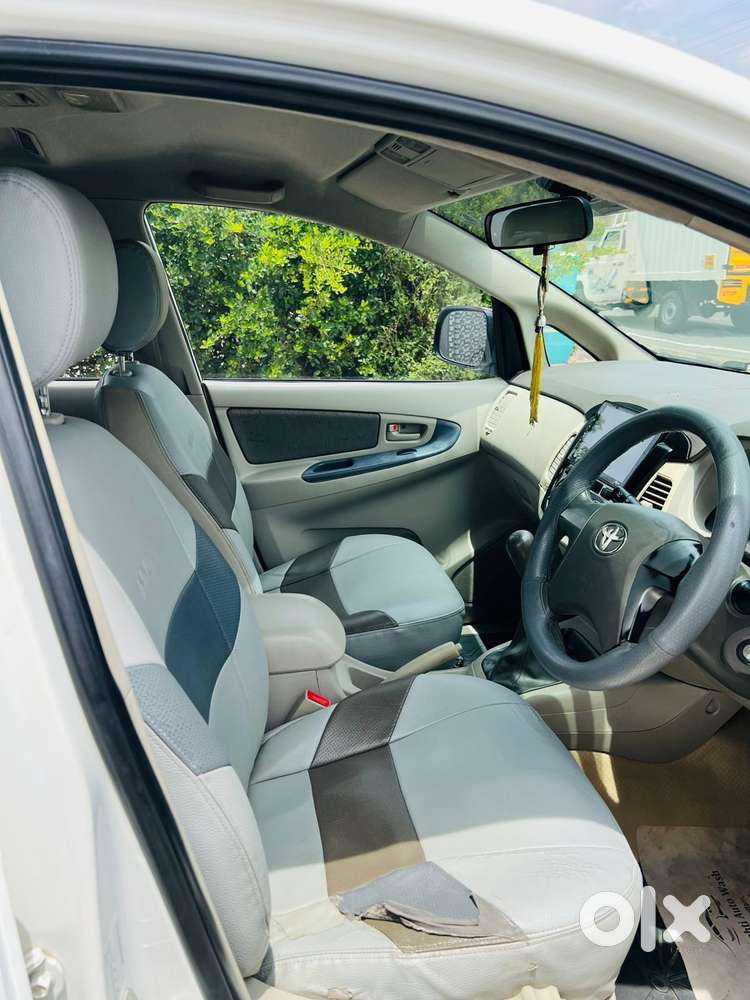 Toyota Innova 2.5 G (diesel) 7 Seater, 2012, Diesel