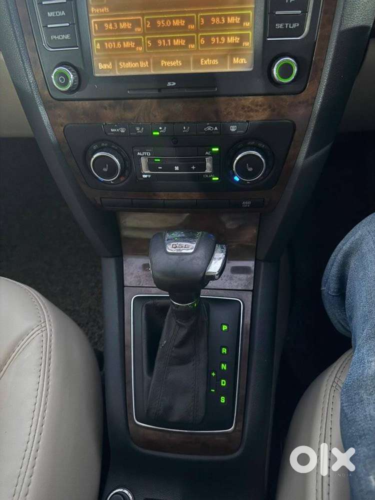 Skoda Laura Elegance 2.0 Tdi Cr At, 2014, Diesel