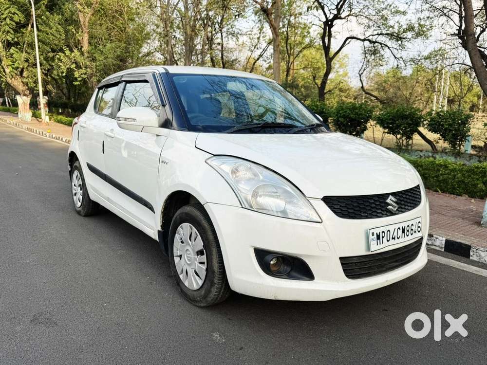 Maruti Suzuki Swift 1.2 Vxi (o), 2014, Petrol