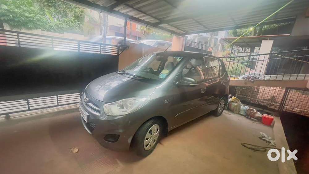 Hyundai I10 2011 Petrol 56800 Km Driven