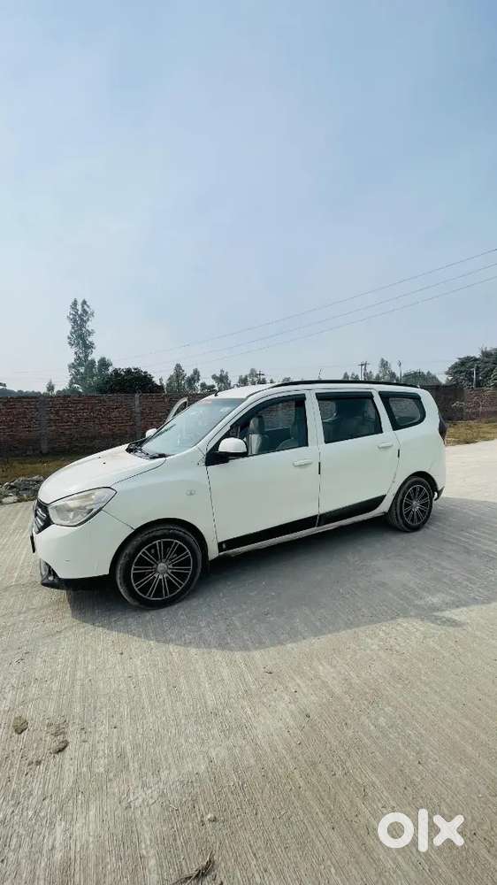 Renault Lodgy 2016 Diesel 150000 Km Driven