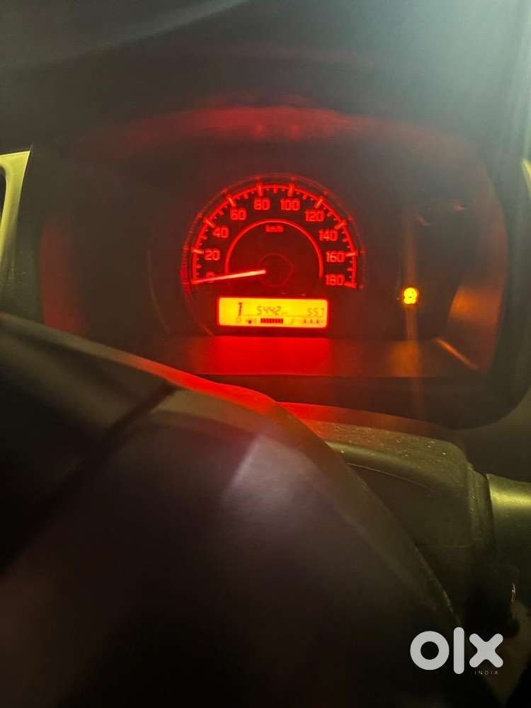 2025 Maruti Suzuki 5600 Km Driven