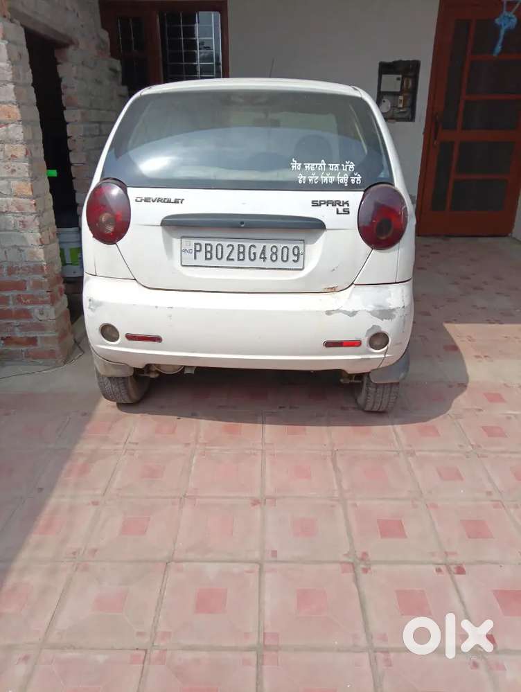 Model-2009,name-spark, White Colour