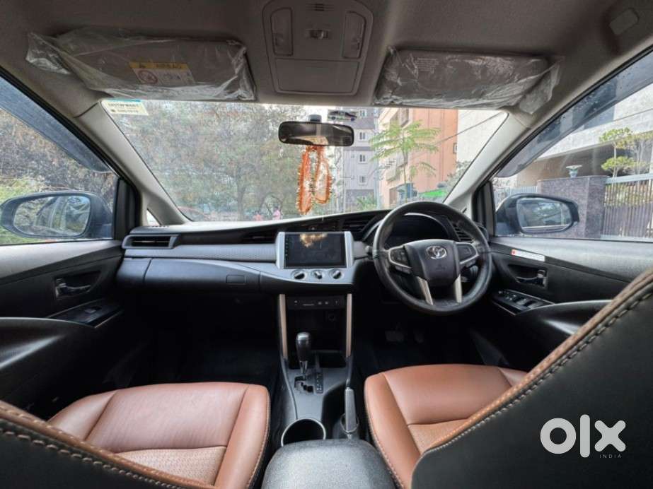 Toyota Innova Crysta [2020-ongoing] 2.4 Gx 7 Str, 2022, Diesel