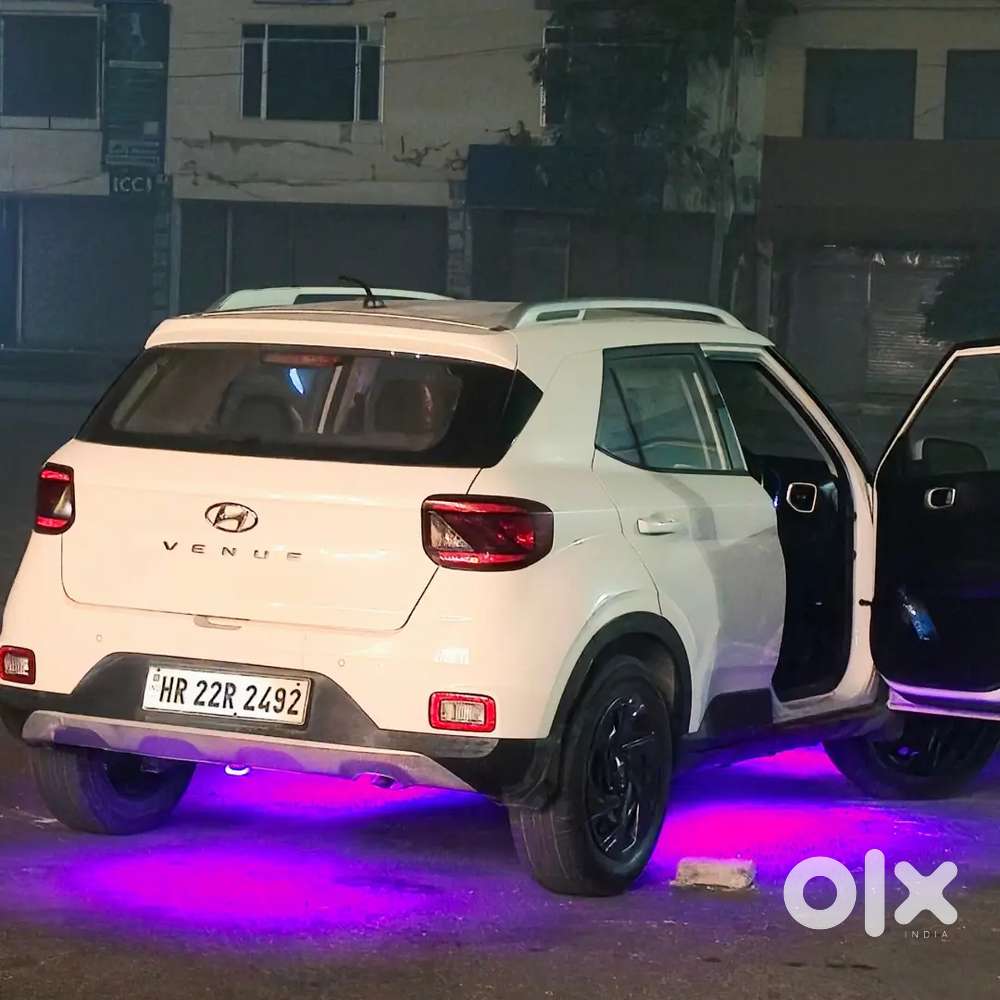 Hyundai Venue S Petrol 2020