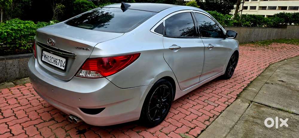 Hyundai Fluidic Verna