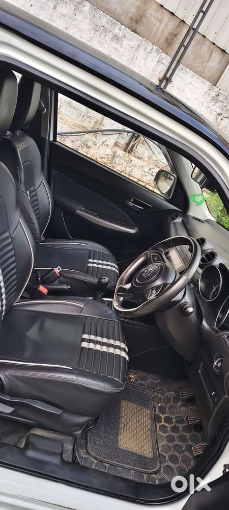 Maruti Suzuki Swift 1.3 Zxi, 2023, Petrol