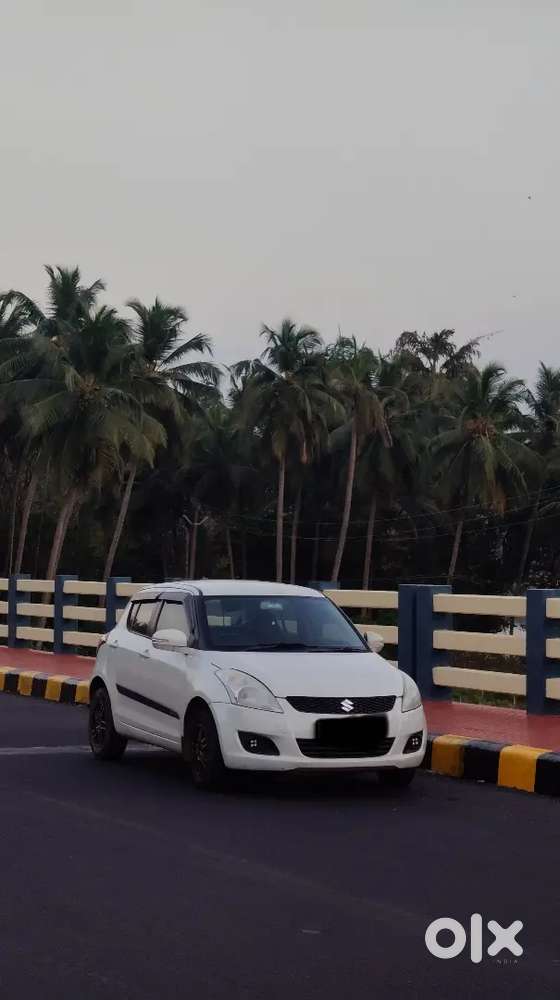 Maruti Suzuki Swift 2012