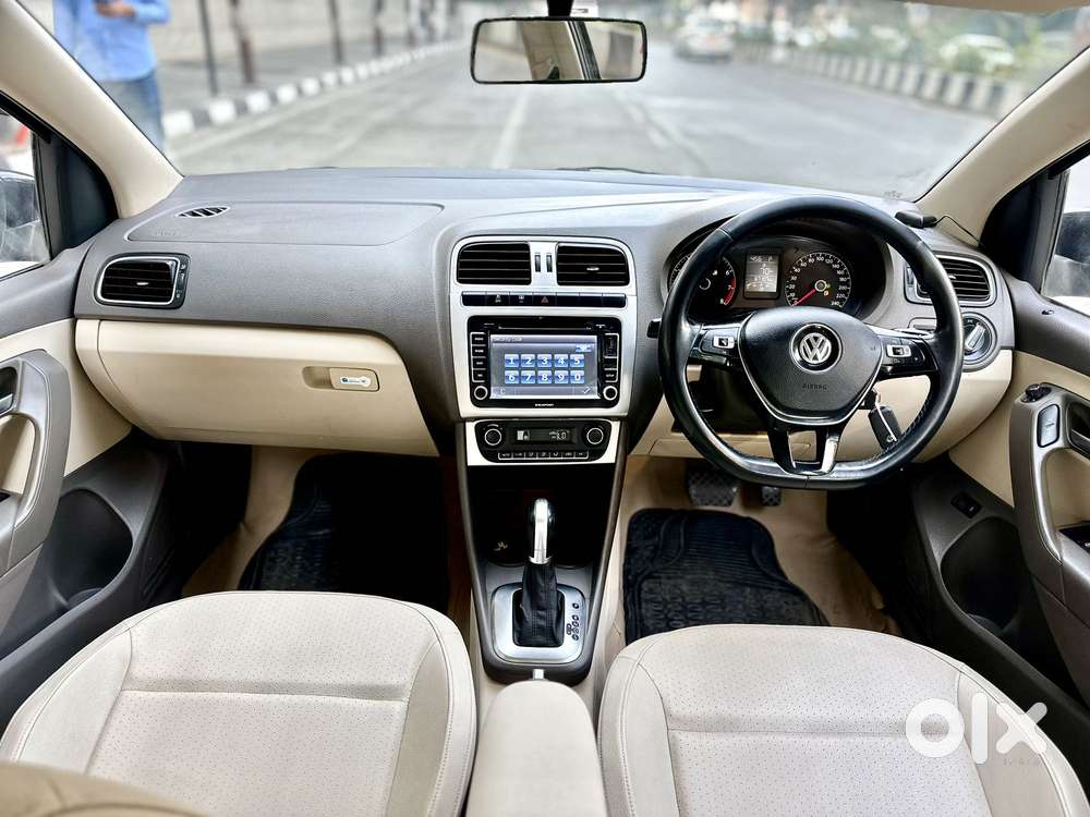 Volkswagen Vento 1.2 Tsi Highline Plus At, 2015, Petrol