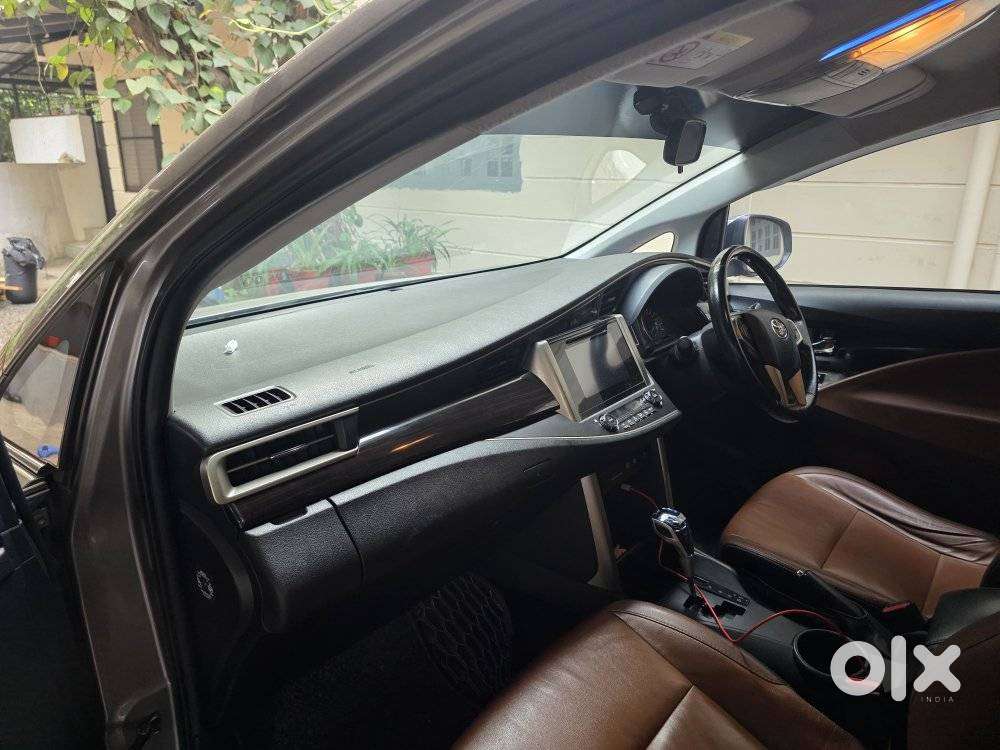 Toyota Innova Crysta 2.8z Automatic, 2018, Diesel