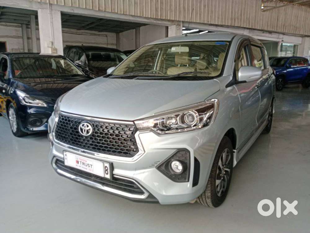 Toyota Rumion V At, 2025, Petrol