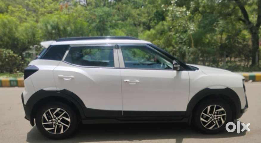 Mahindra Xuv 3xo, 2024, Petrol