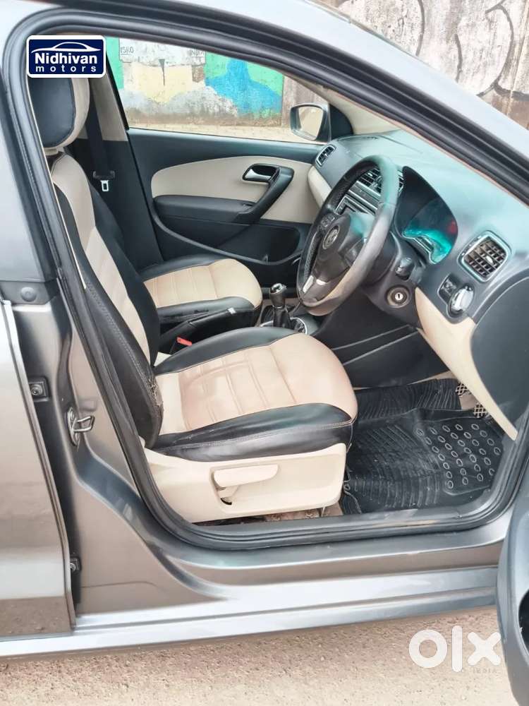 Volkswagen Polo Petrol Highline 1.2l, 2013, Petrol
