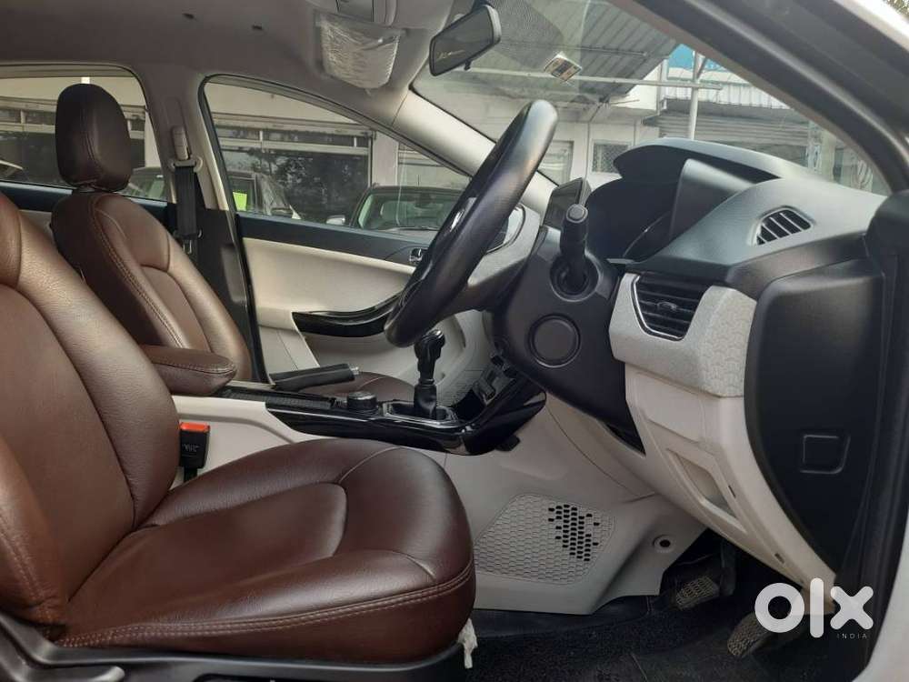 Tata Nexon 1.2 Revotron Xz Plus, 2022, Petrol