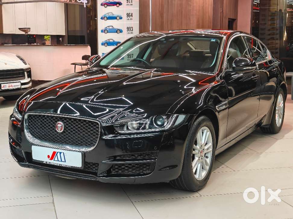 Jaguar Xe Portfolio, 2019, Petrol