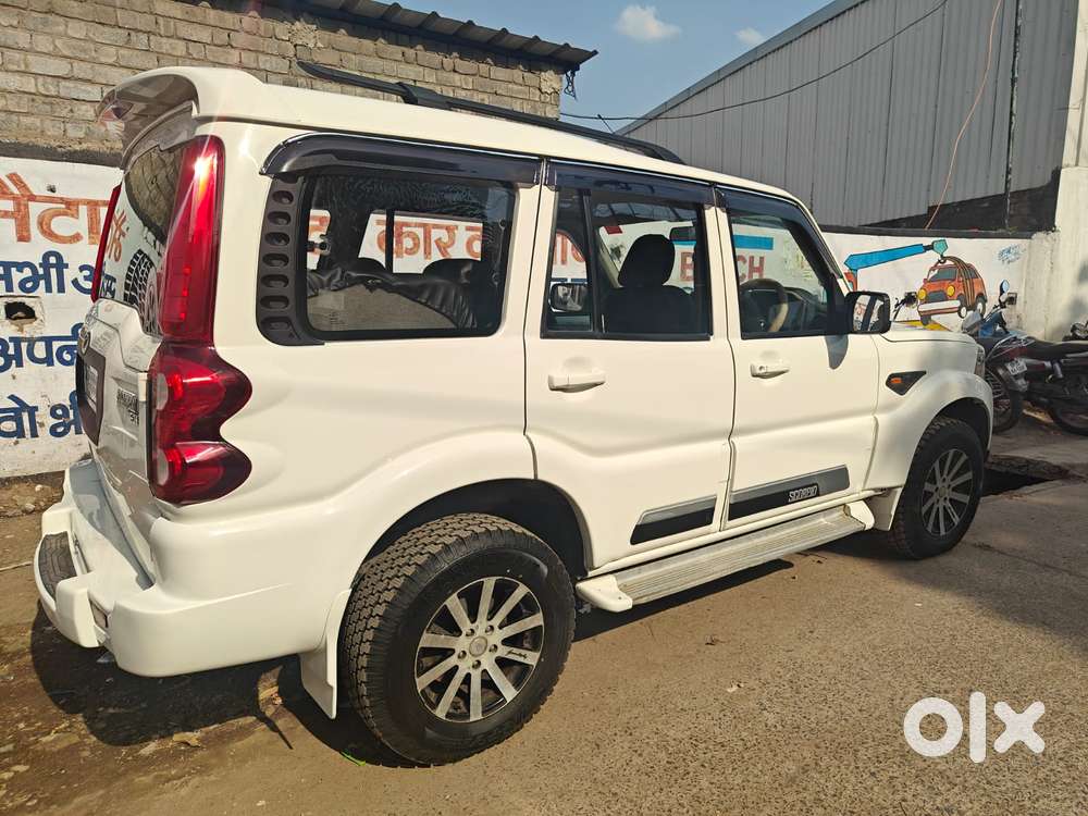 Mahindra Scorpio 1.99 S4 9s, 2015, Diesel