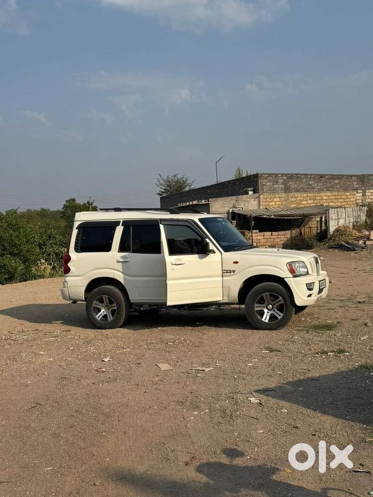 Mahindra Diesel Car 2010