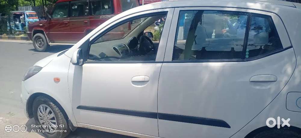 Hyundai Grand I10 2016 Petrol 43000 Km Driven