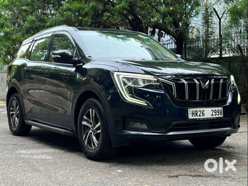 Mahindra Xuv700 2.0 Ax 5 Petrol Mt 7 Str, 2024, Petrol