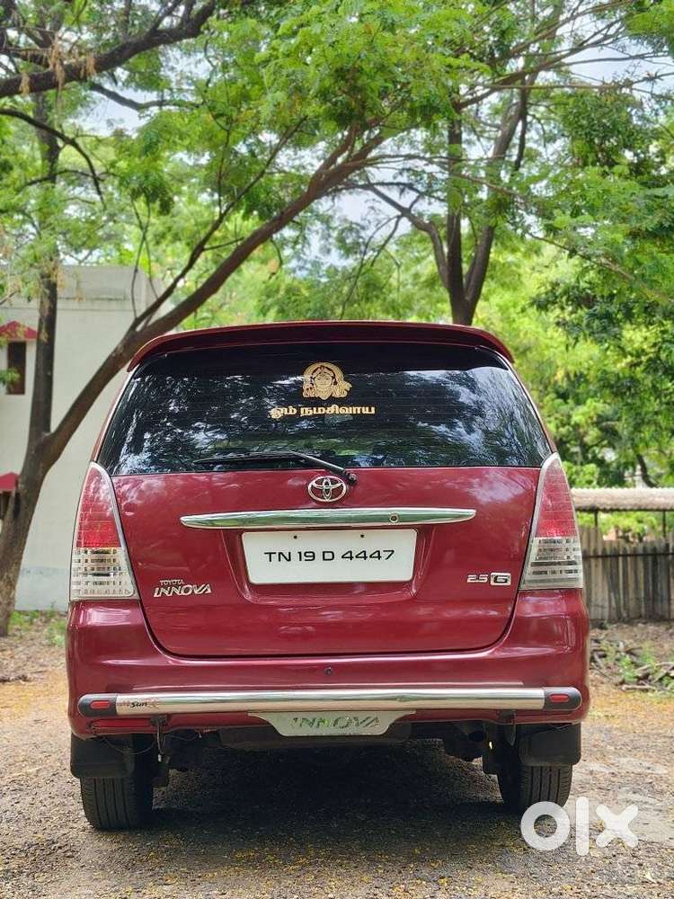 Toyota Innova 2.5 G (diesel) 8 Seater, 2011, Diesel