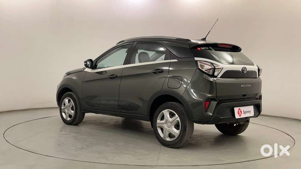 Tata Nexon 1.2 Revotron Xma Amt (s), 2022, Petrol