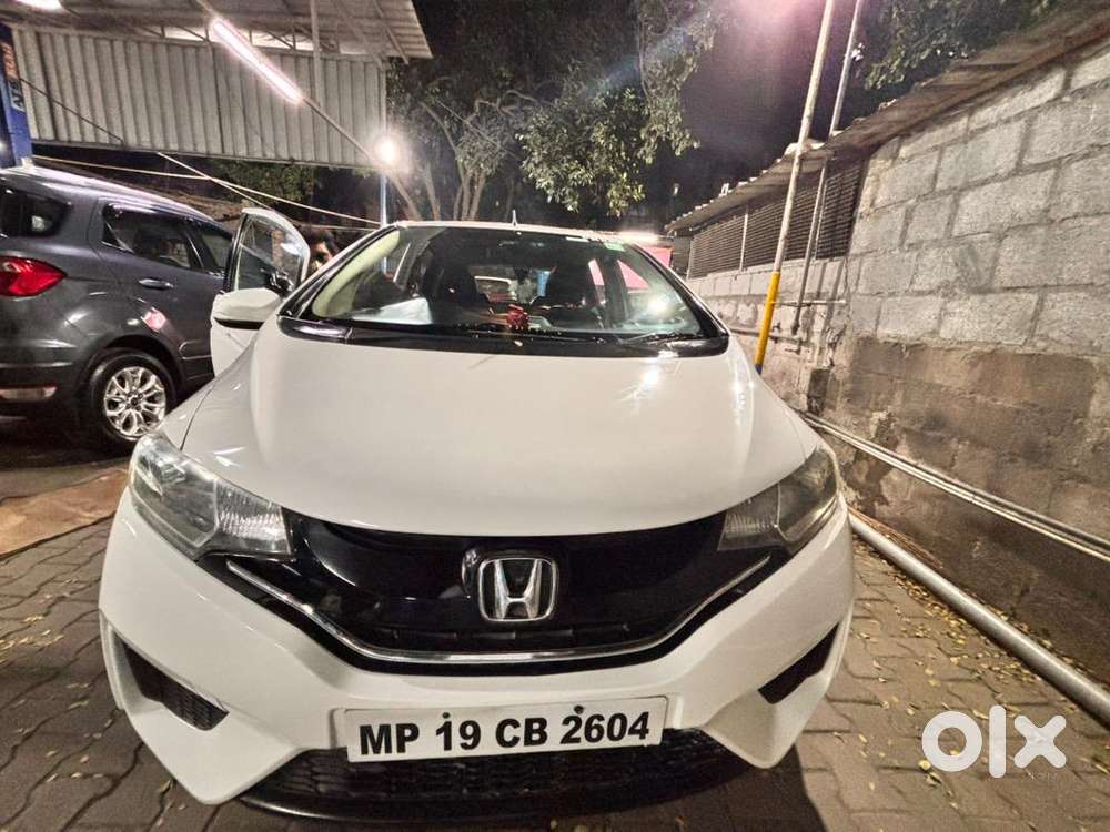 Honda Jazz 2015 Last Month Scratchless Condition