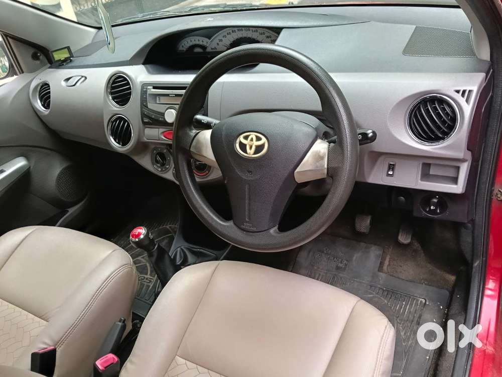 Toyota Etios 2010-2012 V, 2011, Petrol