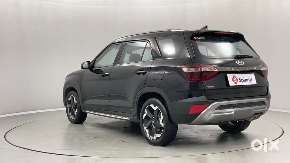 Hyundai Alcazar 1.5 Tdct Signature (o) 7s Petrol, 2023, Petrol