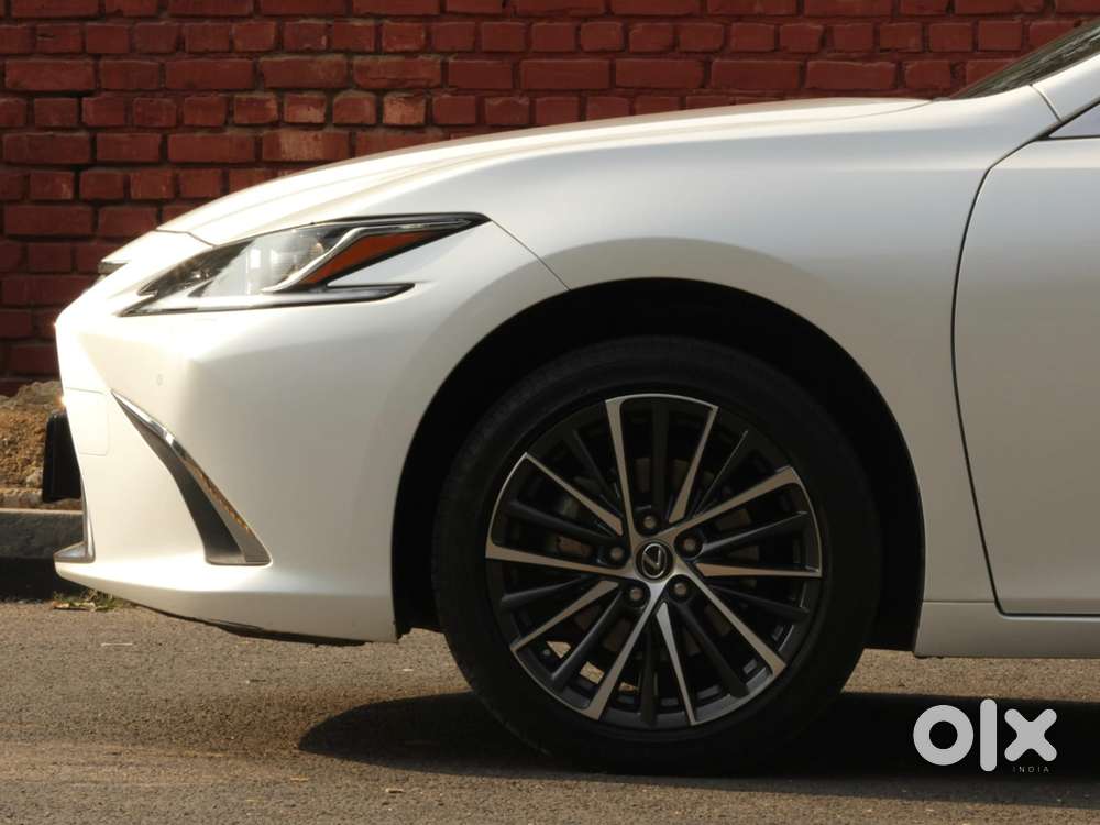 Lexus Es 300h Exquisite, 2026, Petrol