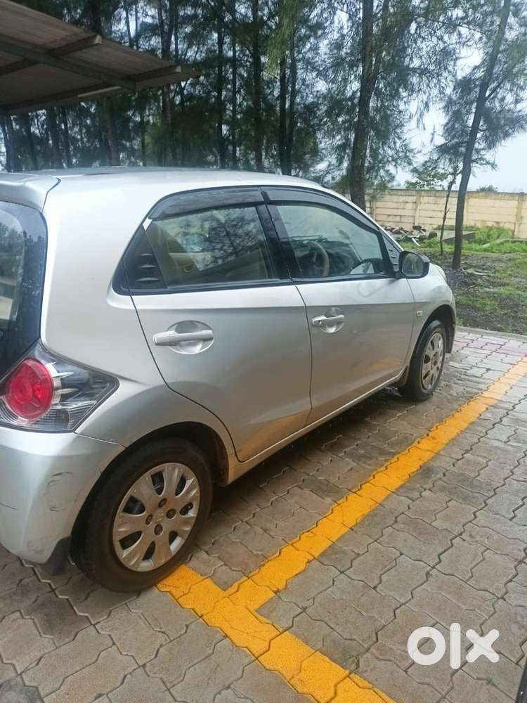 Honda Brio 2012 Petrol Well Maintained
