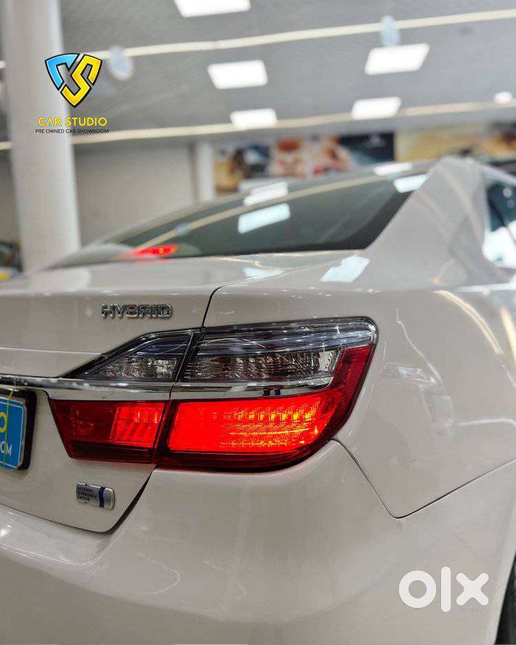 Toyota Camry Hybrid 2.5, 2015