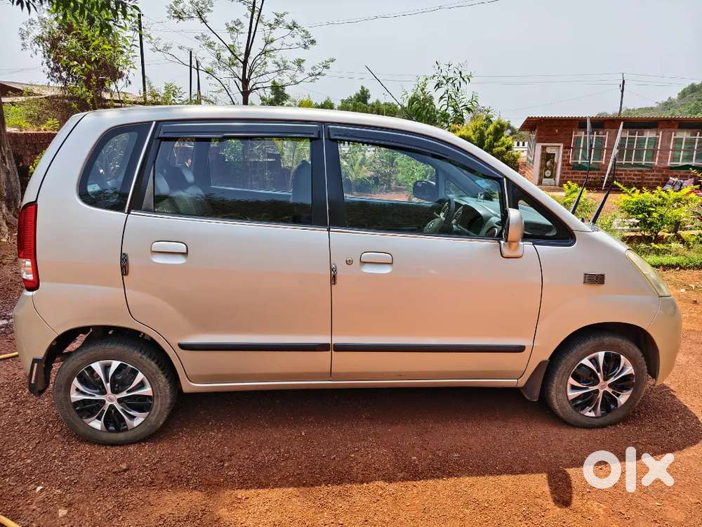 Maruti Suzuki Zen Estilo 2009