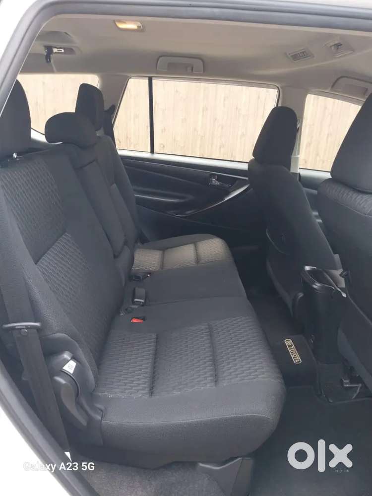 Toyota Innova Crysta Gx 2025 Edition